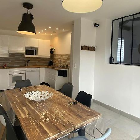 Gite A Louer 70 M2 La Chapelle-sur-Loire Екстериор снимка